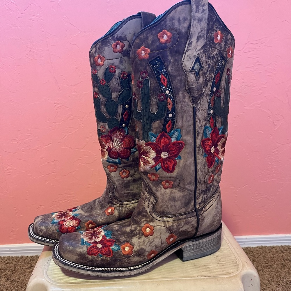 Cactus boots